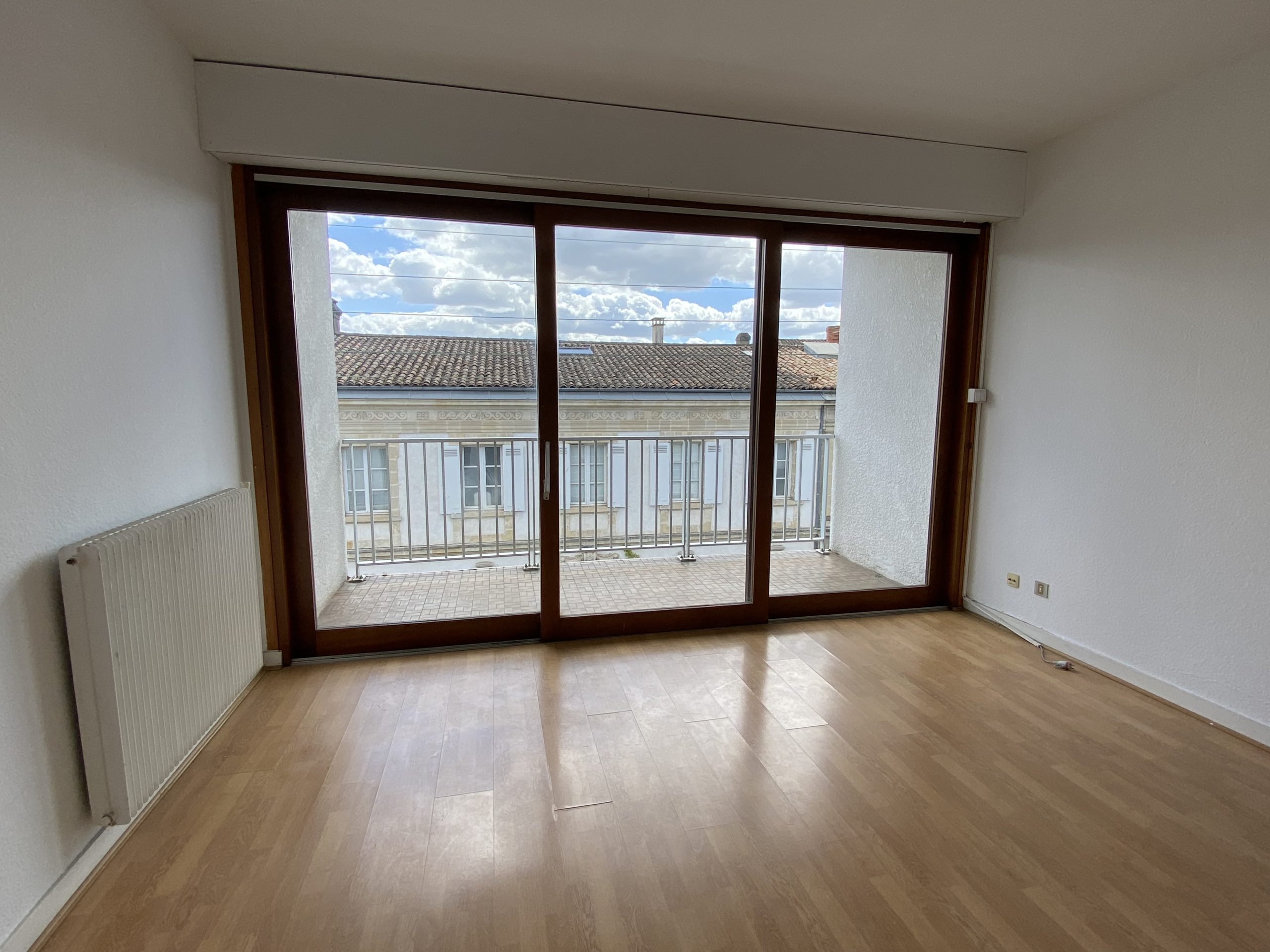 APPARTEMENT CAUDERAN PROXIMITE ECOLES ET PARC BORDELAIS