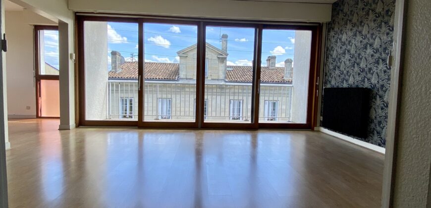 GRAND LEBRUN APPARTEMENT AVEC BALCON